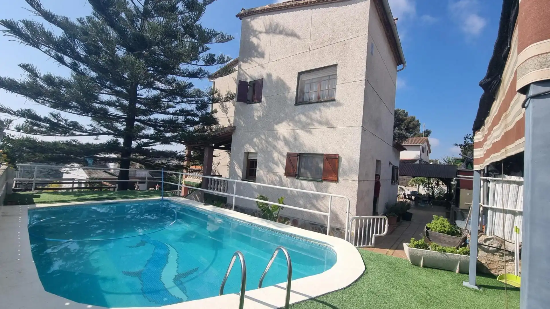 Chalet con terraza en venta en Bellvei, imagen 38
