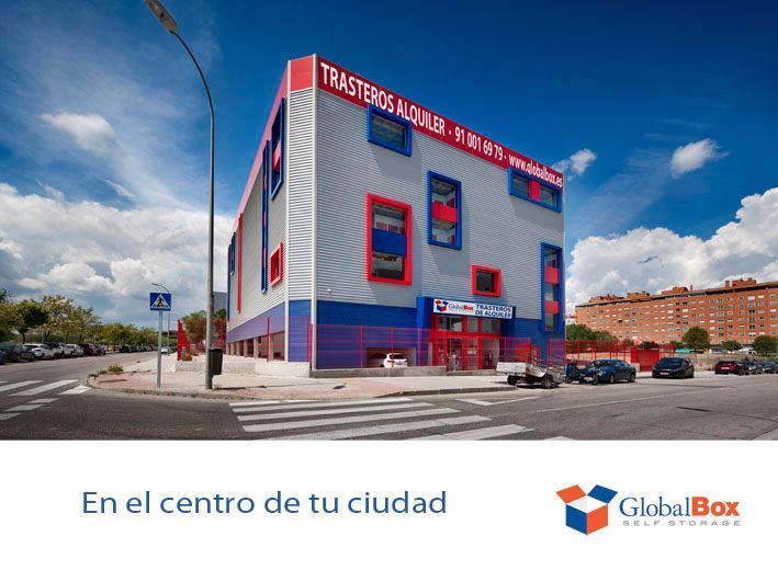 Box room to rent in  Madrid Capital  with Alarm