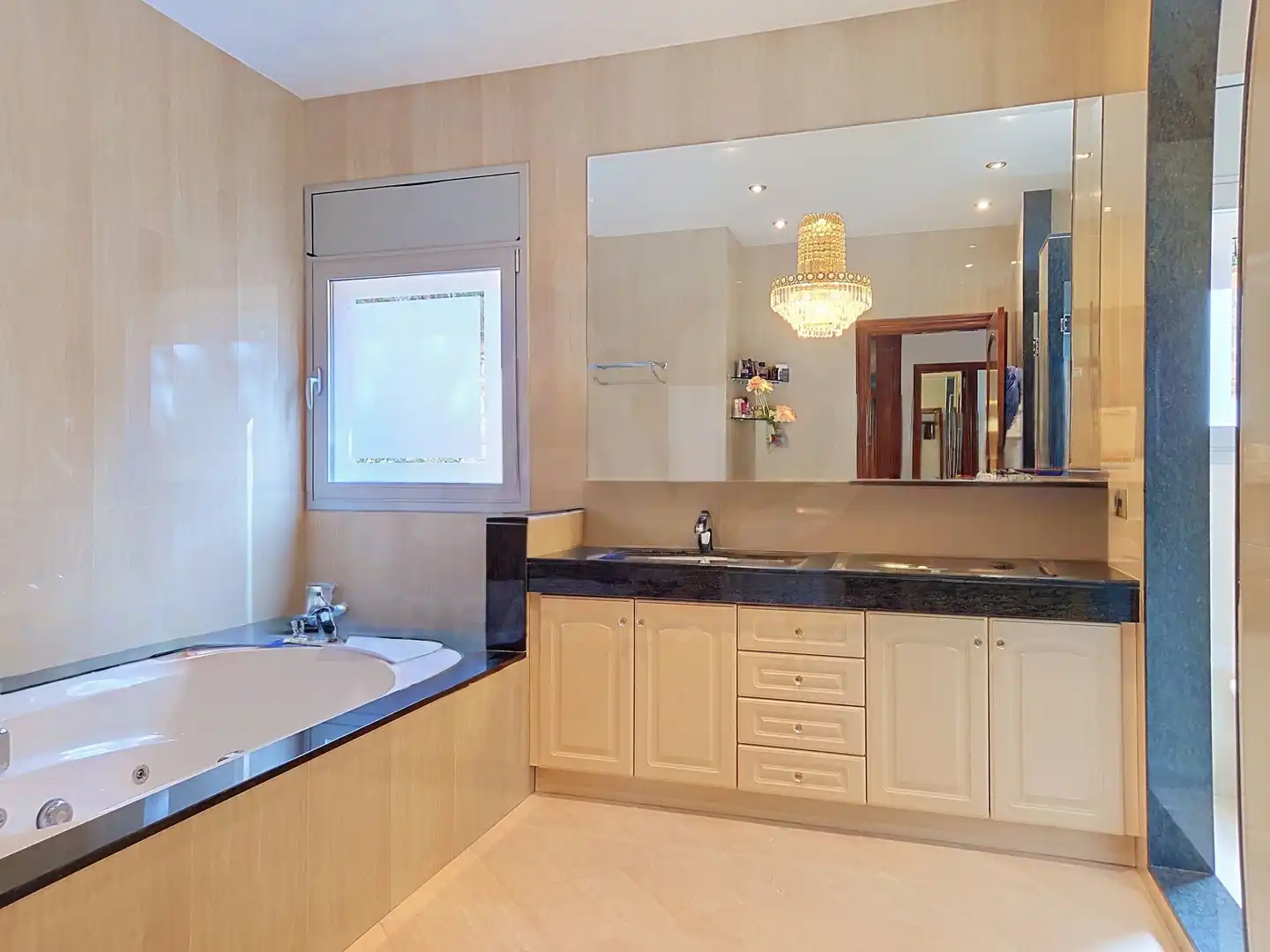 Bathroom of Houses for sale in Cabrils  with Heating and Terrace