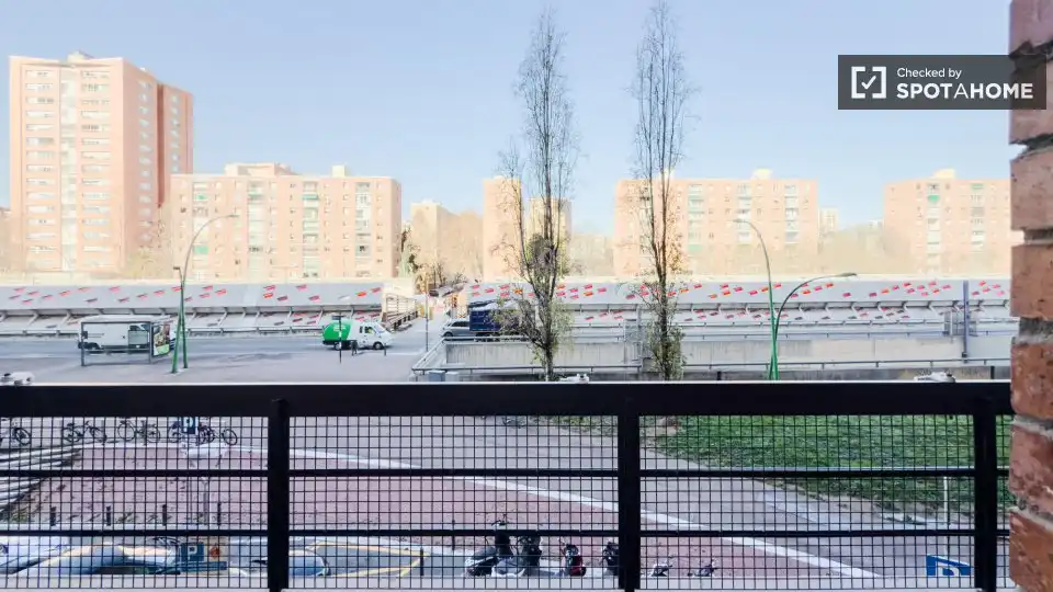 Vista exterior de Piso de alquiler en Barcelona con Aire acondicionado, Calefacción y Amueblado