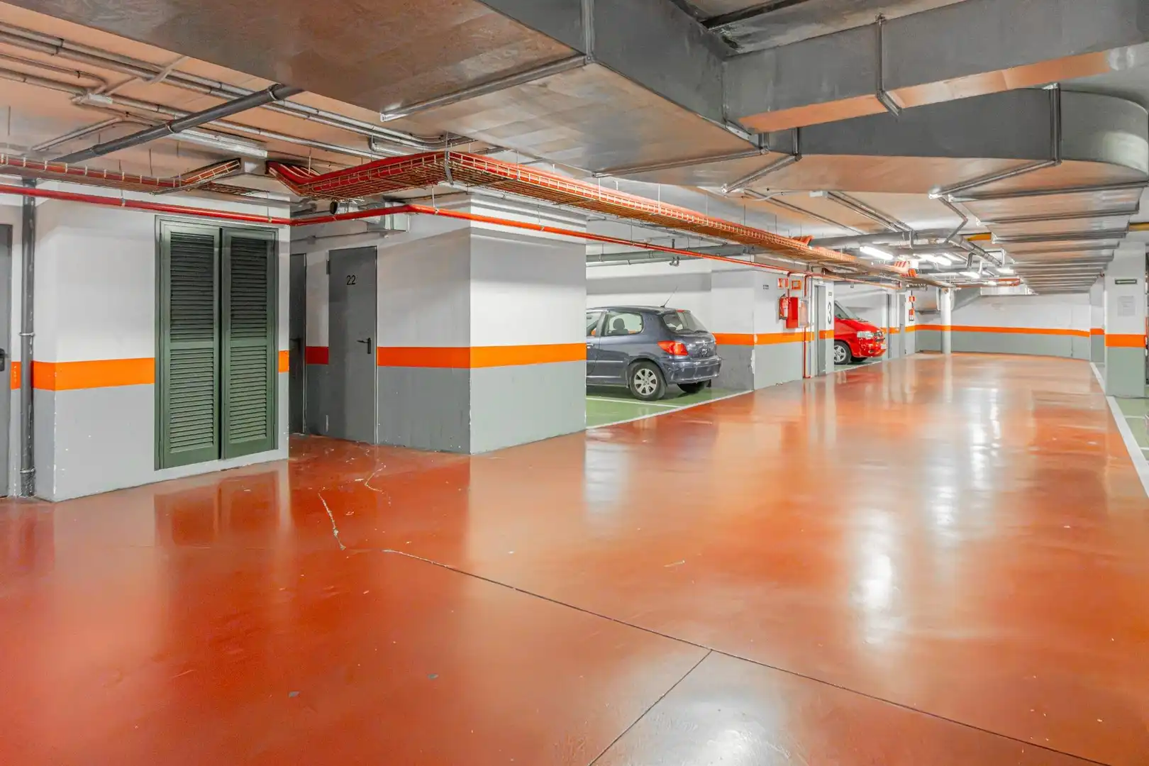 Parkplatz von Erdgeschoss zum Verkauf in  Palma de Mallorca mit Klimaanlage, Heizung und Privatgarten