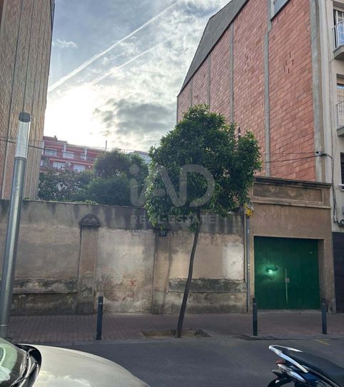 Foto 2 von Haus oder Chalet zum Verkauf in Vilapicina i la Torre Llobeta, Barcelona Capital