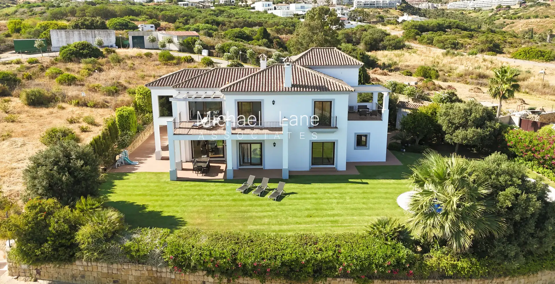 Exterior view of Houses for sale in Sotogrande  with Air Conditioner, Heating and Private garden