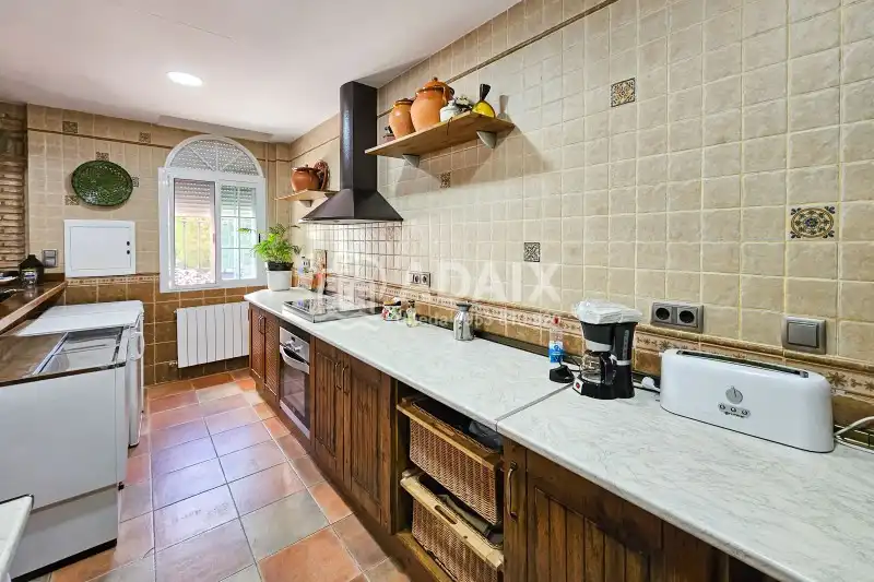 Kitchen of Houses for sale in Úbeda  with Air Conditioner, Heating and Terrace