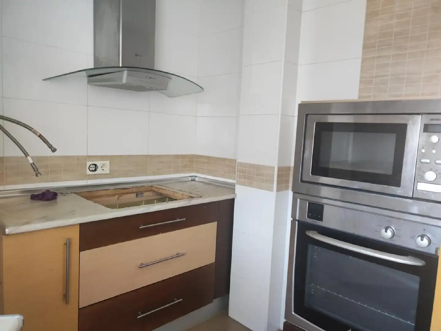 Cuina de Pis en venda en Almería amb Terrassa