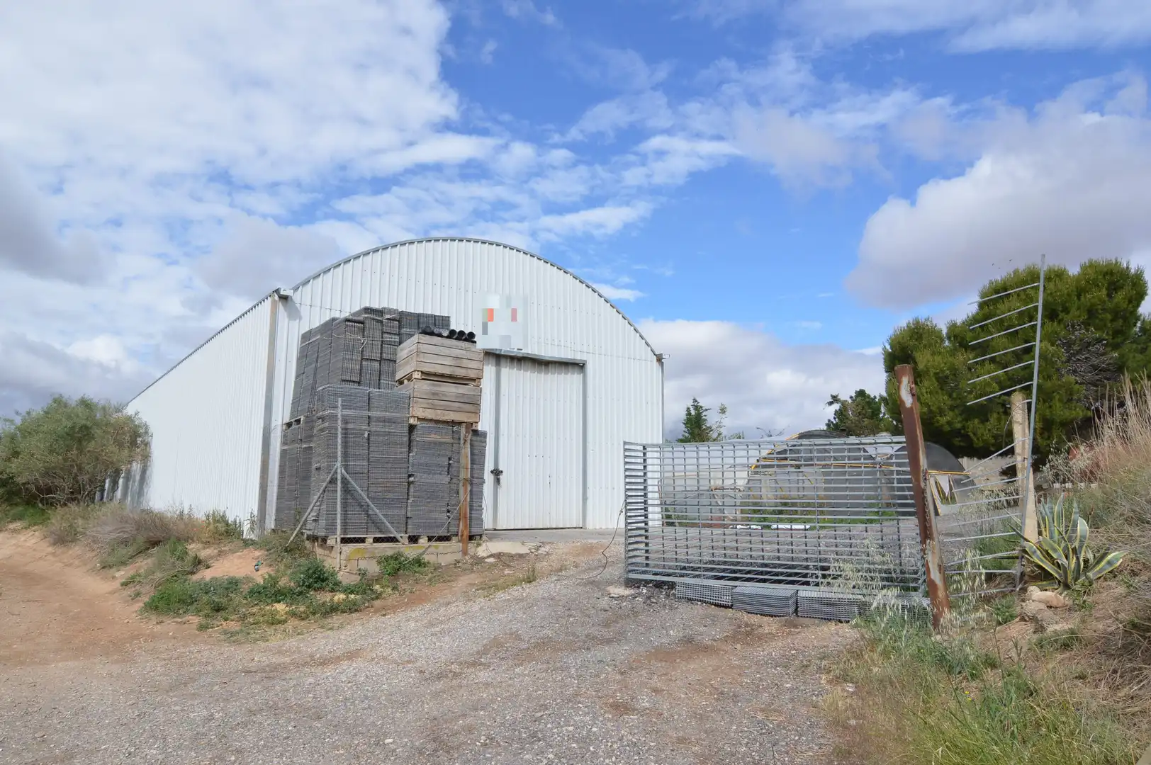 Exterior view of Industrial buildings for sale in Murchante