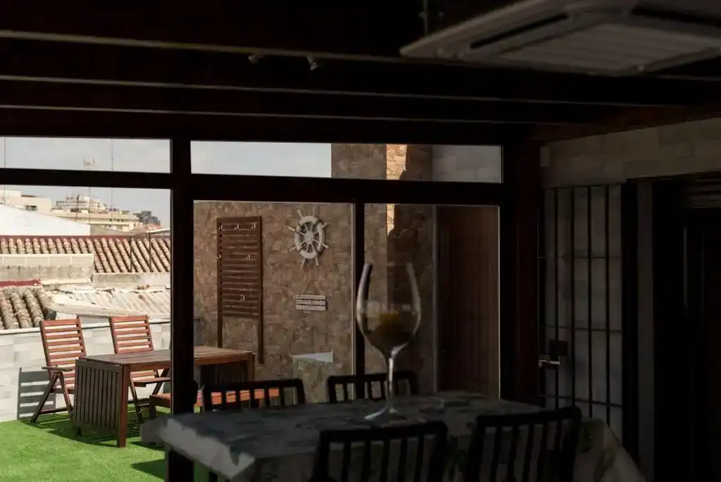 Terrasse von Dachboden zur Miete in Jerez de la Frontera mit Klimaanlage und Balkon