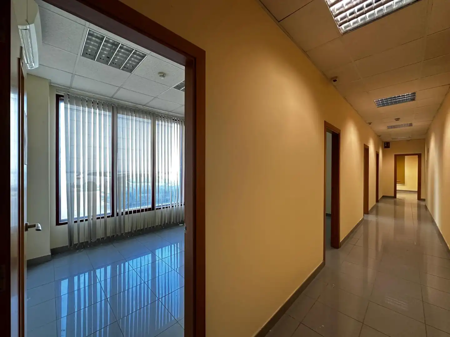 Office for rent in Carlet, Valencia
