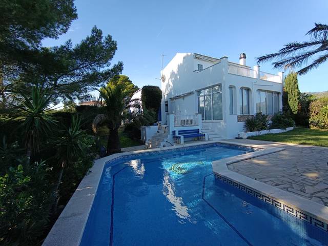 Casa-chalet en Venta en  ORDRE DE MONTESA-CALAFAT en Calafat