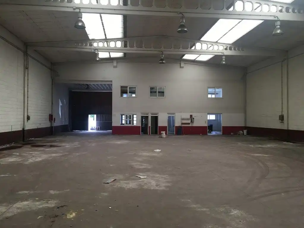 Industrial building for sale in Bergondo