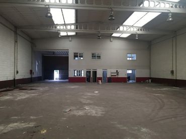 Nau industrial en venda a Bergondo