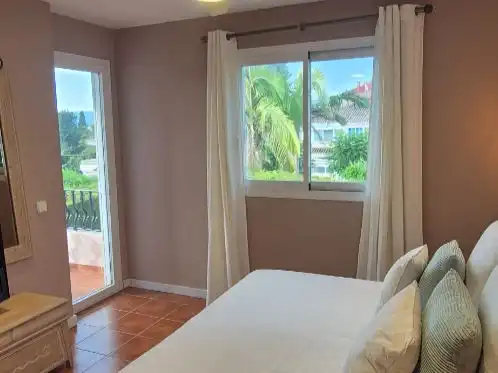 Casa aparellada amb piscina en venda a AVENIDA DE MALTA 10, imagen 20