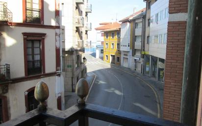 Vista exterior de Pis en venda en Carreño amb Terrassa