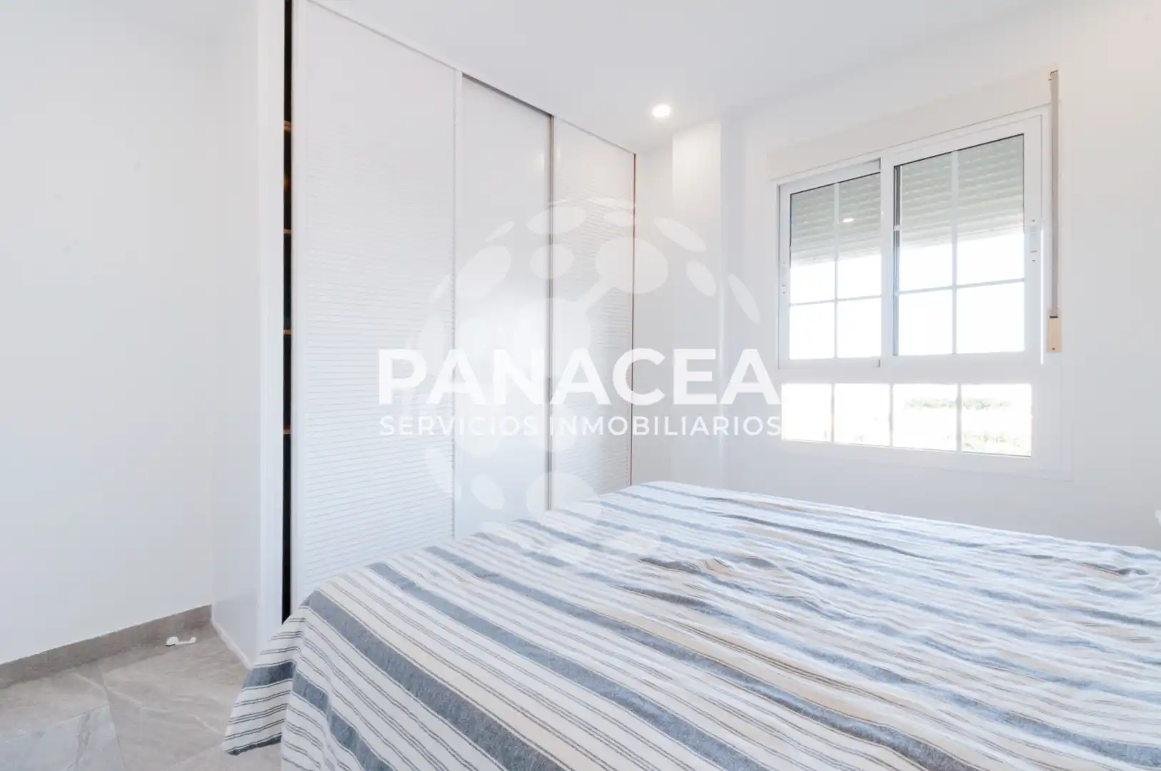 Habitación de Piso en venta en Vícar con Terraza, Amueblado y Horno