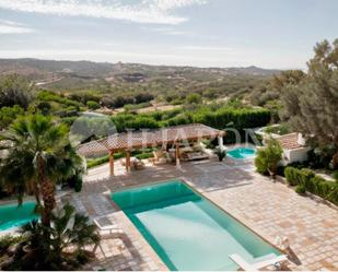 Piscina de Casa o xalet en venda en Alella amb Aire condicionat, Calefacció i Jardí privat