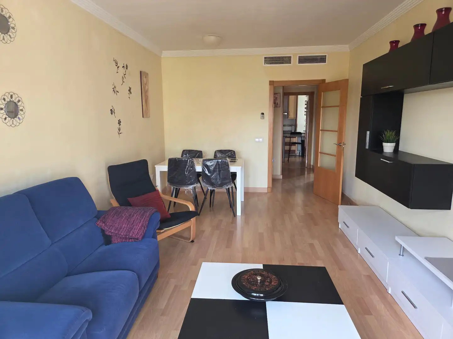 Wohnzimmer von Wohnung zur Miete in Benalmádena mit Klimaanlage, Terrasse und Möbliert