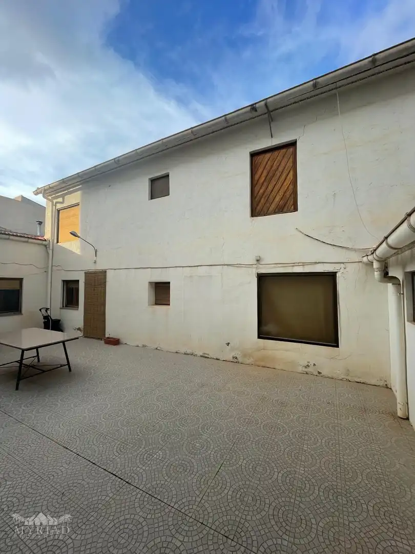 Reihenhaus zum Verkauf in El Pinós / Pinoso