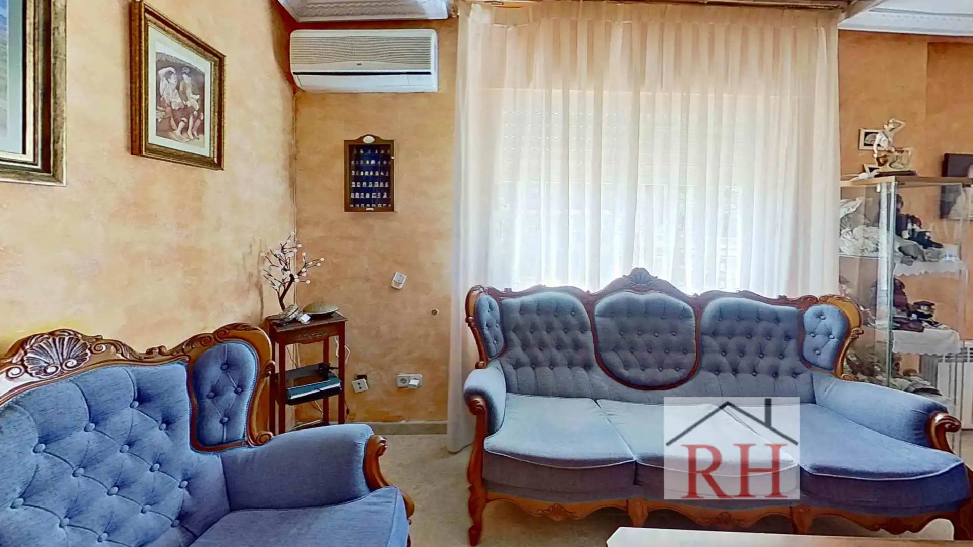 Sala de estar de Casa adosada en venta en Alcalá de Henares con Aire acondicionado, Calefacción y Jardín privado