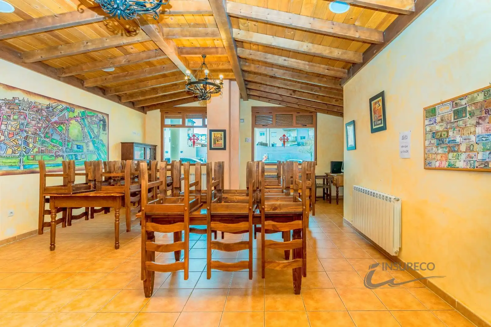 Local comercial en venda a La Lastra