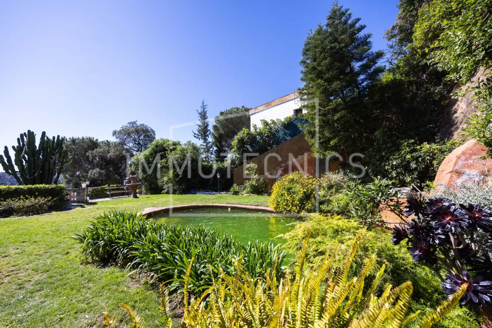 Garden of Houses for sale in Sant Cebrià de Vallalta