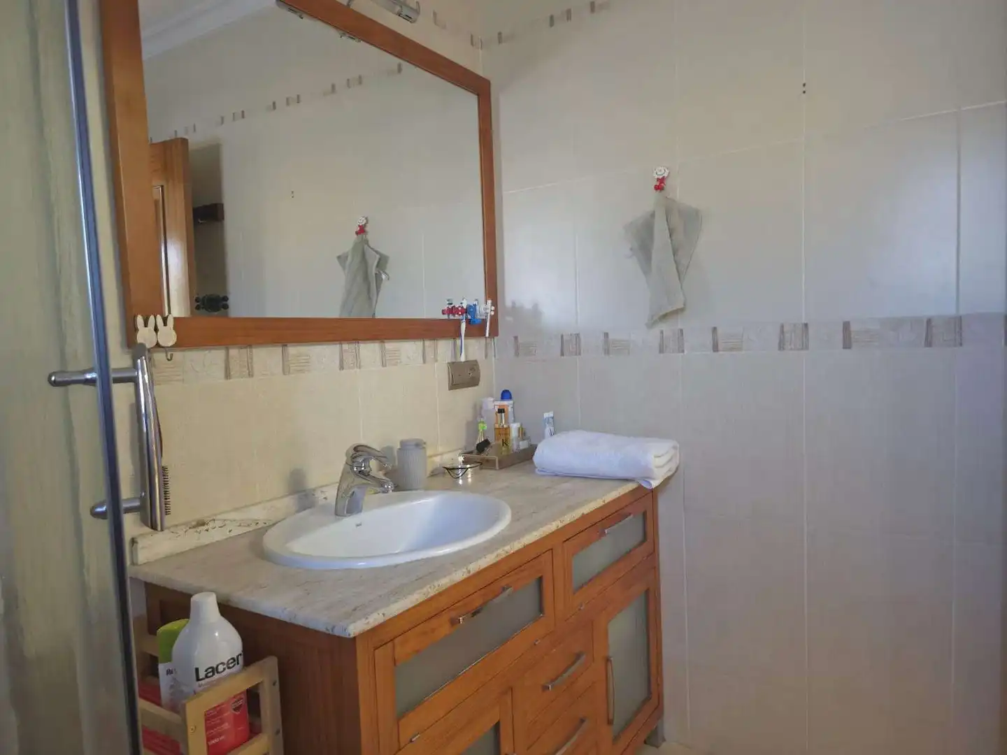 Bany de Finca rústica en venda en Arucas amb Aire condicionat, Piscina i Moblat