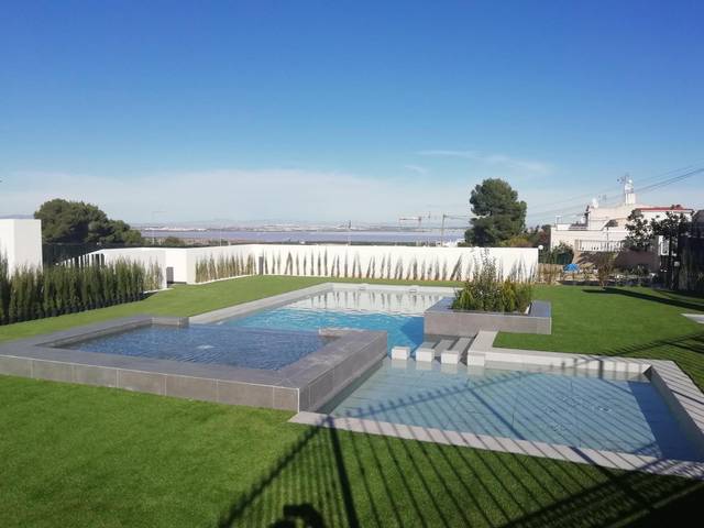 Casa-chalet en Venta en Los Balcones - Los Altos
