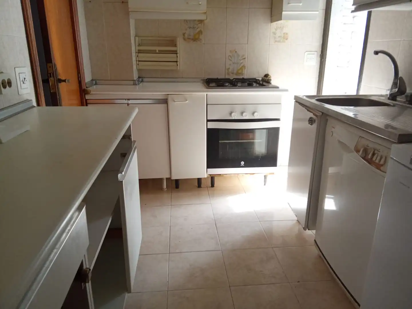Cocina de Piso en venta en Madrid con Calefacción, Parquet y Terraza
