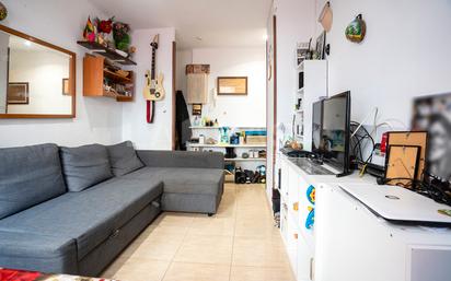 Living room of Flat for sale in  Barcelona Capital  with Heating