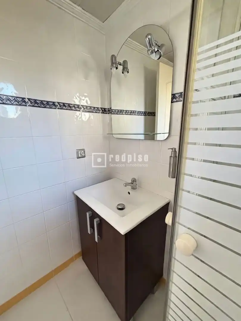 Bathroom of Houses for sale in Mairena del Aljarafe  with Air Conditioner and Terrace