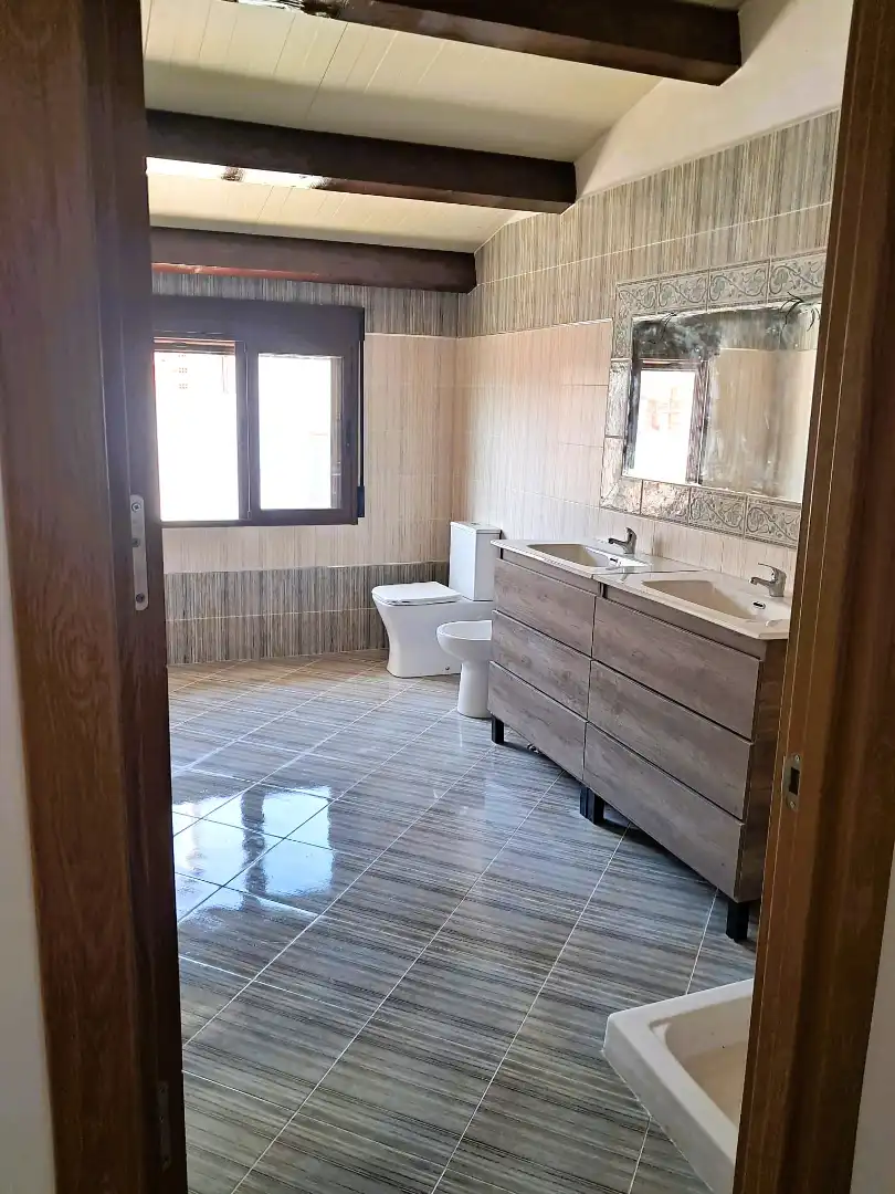 Baño de Casa adosada en venta en Bigastro con Terraza, Trastero y Balcón