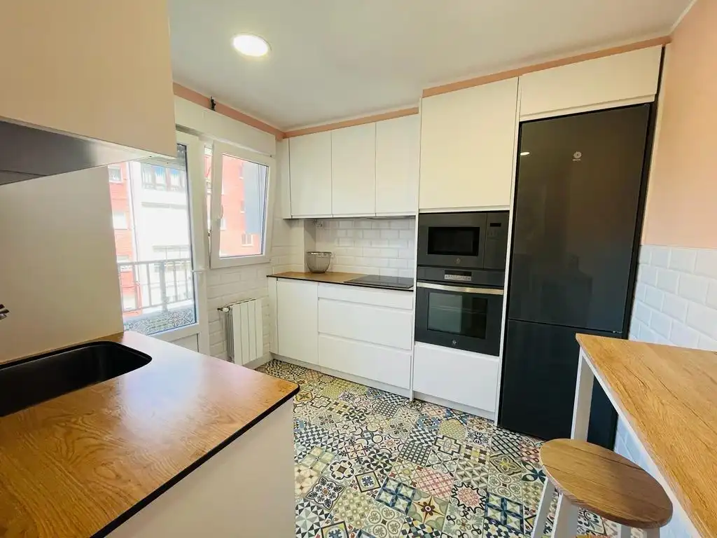 Flat with terrace to rent in Calle TRASMIERA, imagen 29