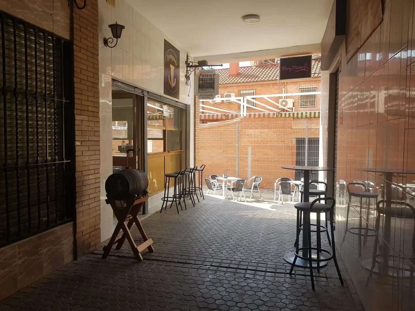 Business premises for sale in Avenida de las Ciencias 49
