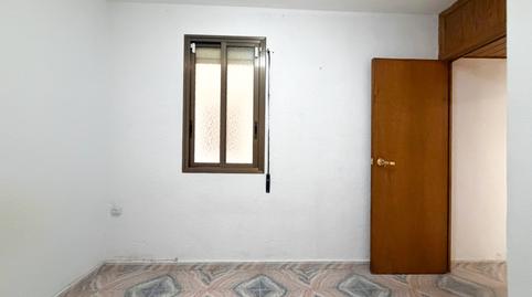 Foto 4 de Pis en venda a Carrer de Florència, Llatí, Santa Coloma de Gramenet