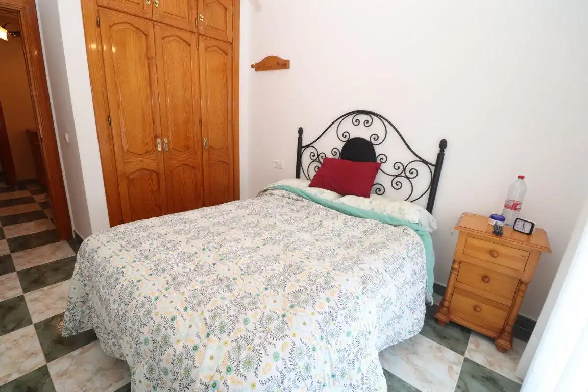Habitación de Casa o chalet de alquiler en Guaro con Jardín privado, Terraza y Trastero