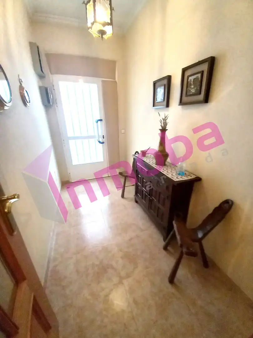 Casa adosada en venta en Calle Corralón de los Caídos, Santa Catalina - Ferial