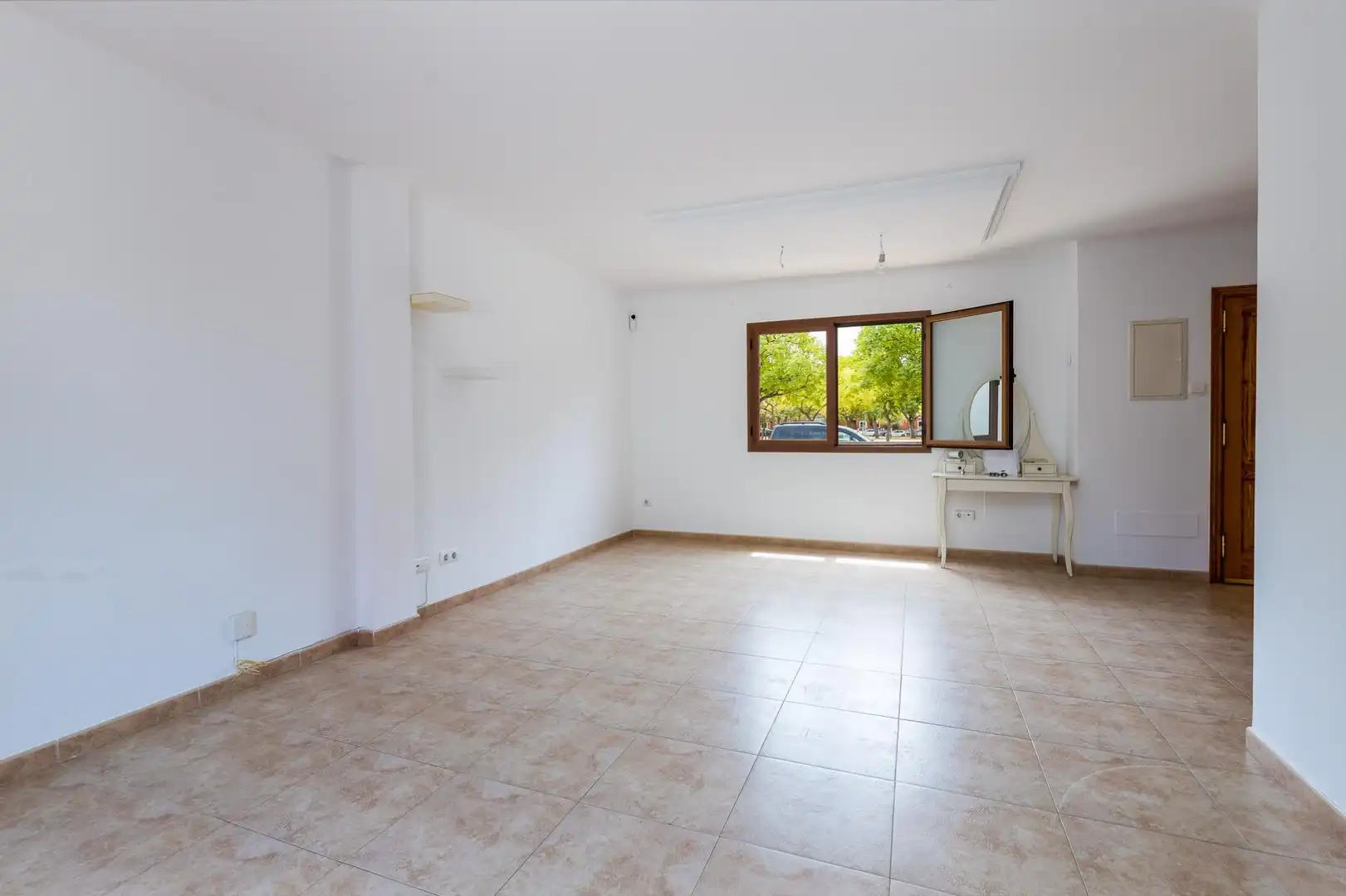 Sala de estar de Casa adosada de alquiler en  Palma de Mallorca con Aire acondicionado, Terraza y Alarma