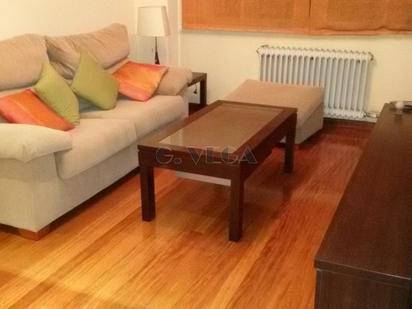 Living room of Apartment to rent in Vigo   with Heating, Storage room and Furnished