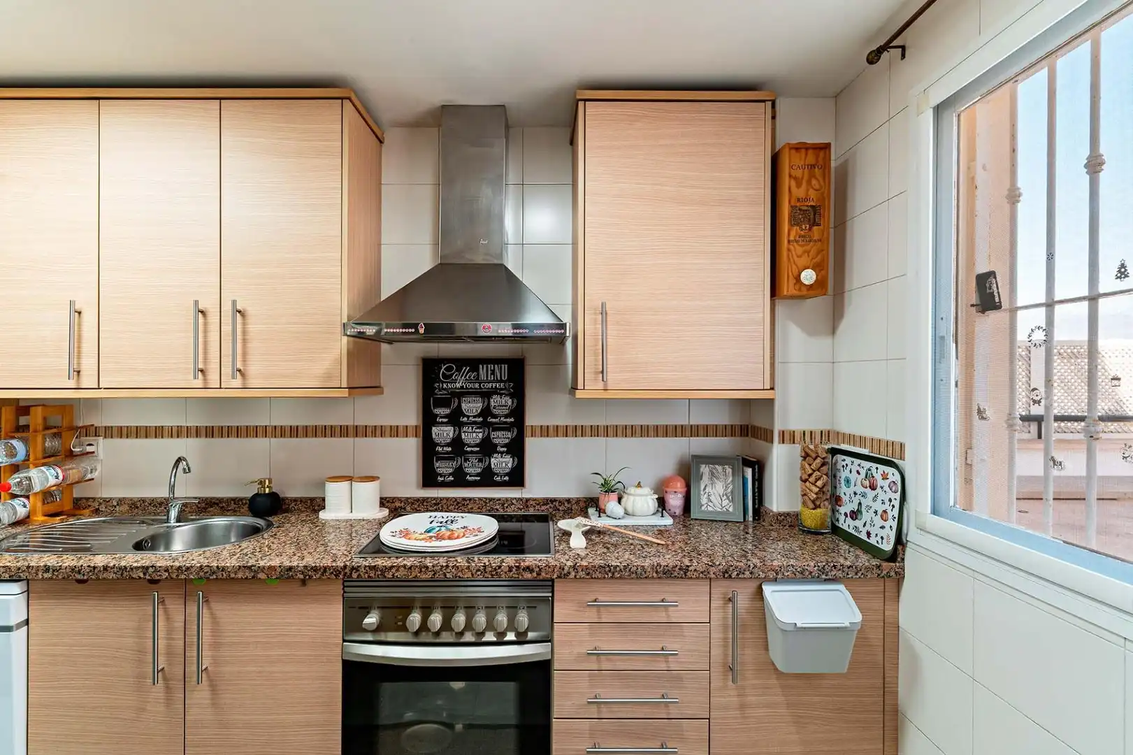 Cocina de Planta baja en venta en Roquetas de Mar con Aire acondicionado, Calefacción y Jardín privado