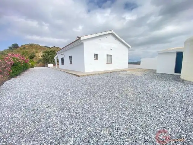 Casa rústica amb piscina en venda a Cútar, imagen 21