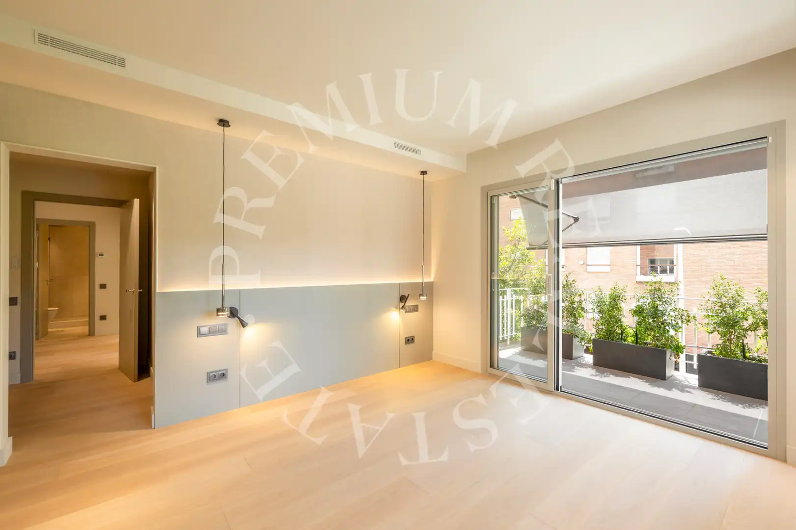 Sala d'estar de Pis en venda en Barcelona amb Aire condicionat, Calefacció i Parquet