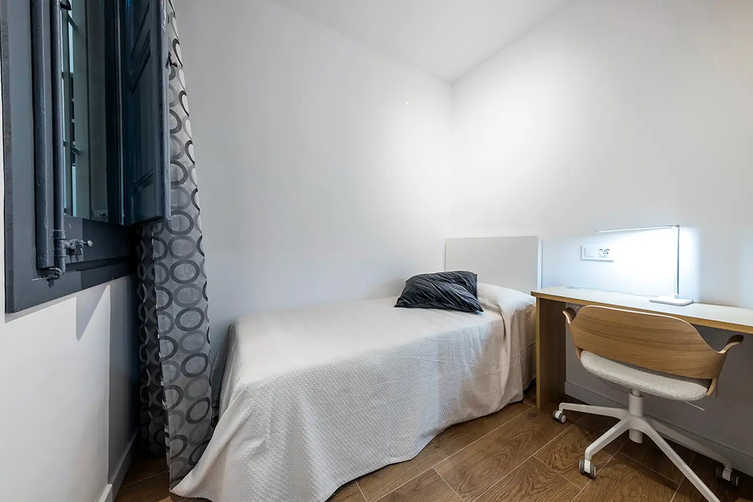 Habitación de Piso de alquiler en Barcelona con Aire acondicionado, Calefacción y Parquet