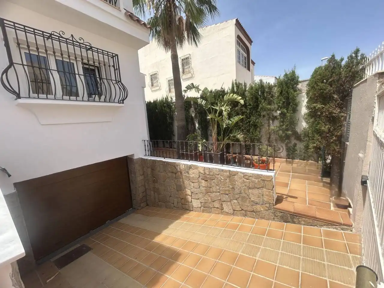 Terrace of Houses for sale in Roquetas de Mar  with Air Conditioner, Private garden and Terrace