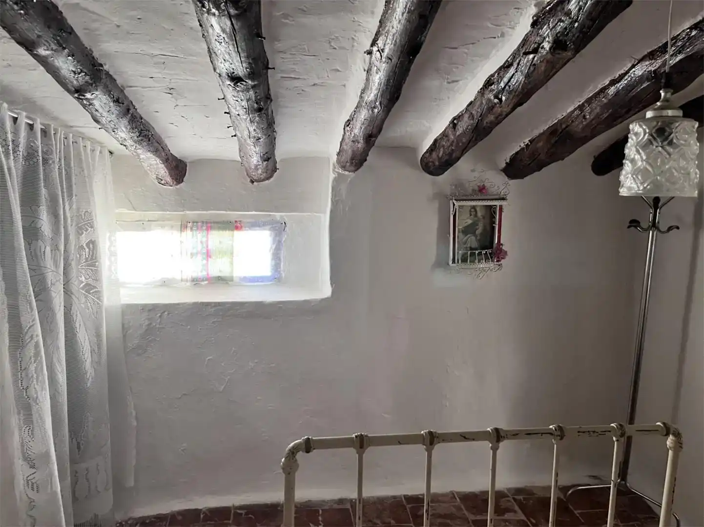 Casa adosada en venda en Baza amb Balcó
