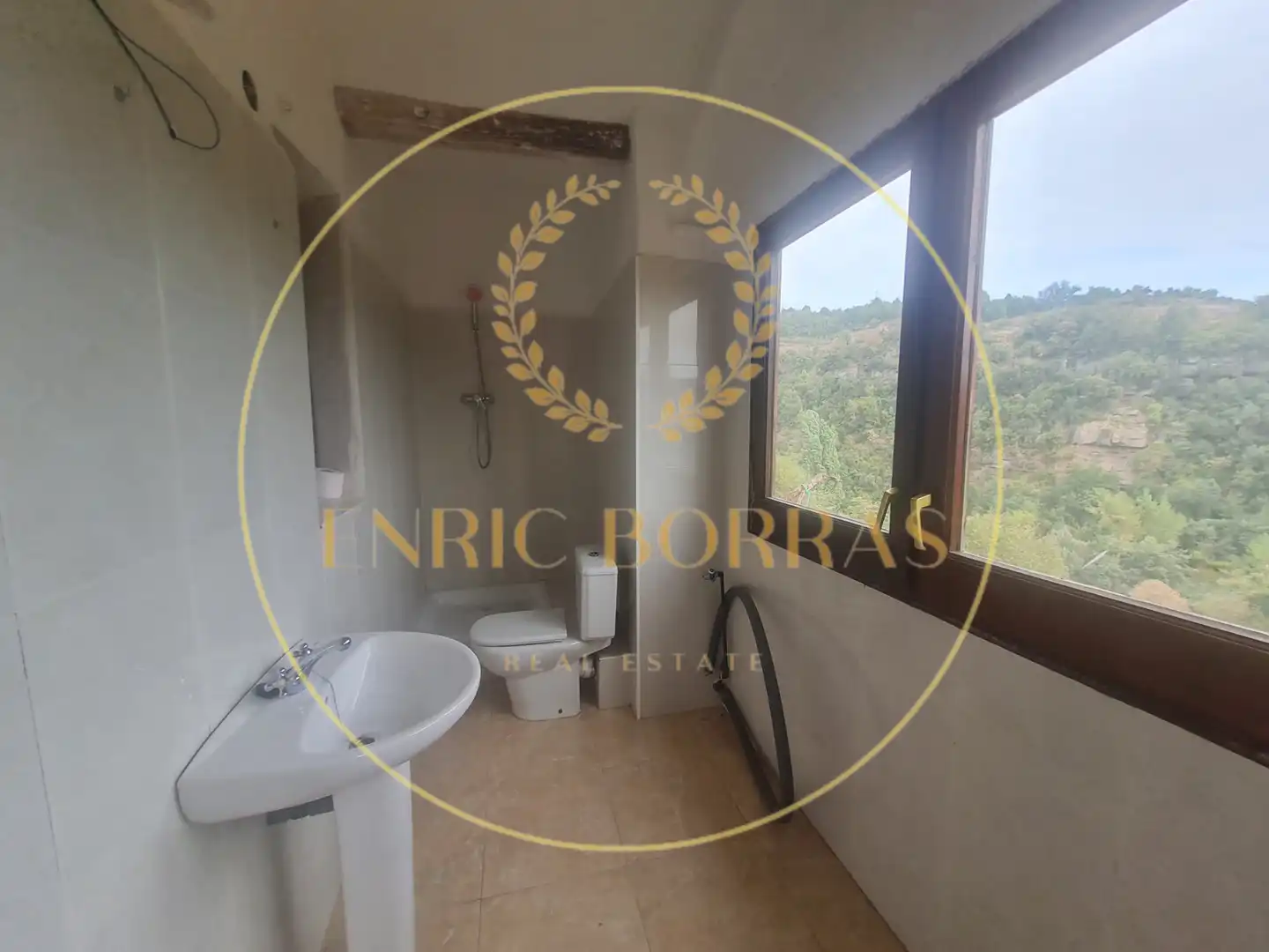 Baño de Piso en venta en Puig-reig con Calefacción, Parquet y Trastero