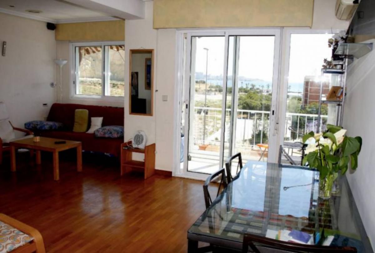 Apartment to rent in Raval Roig - Virgen del Socorro