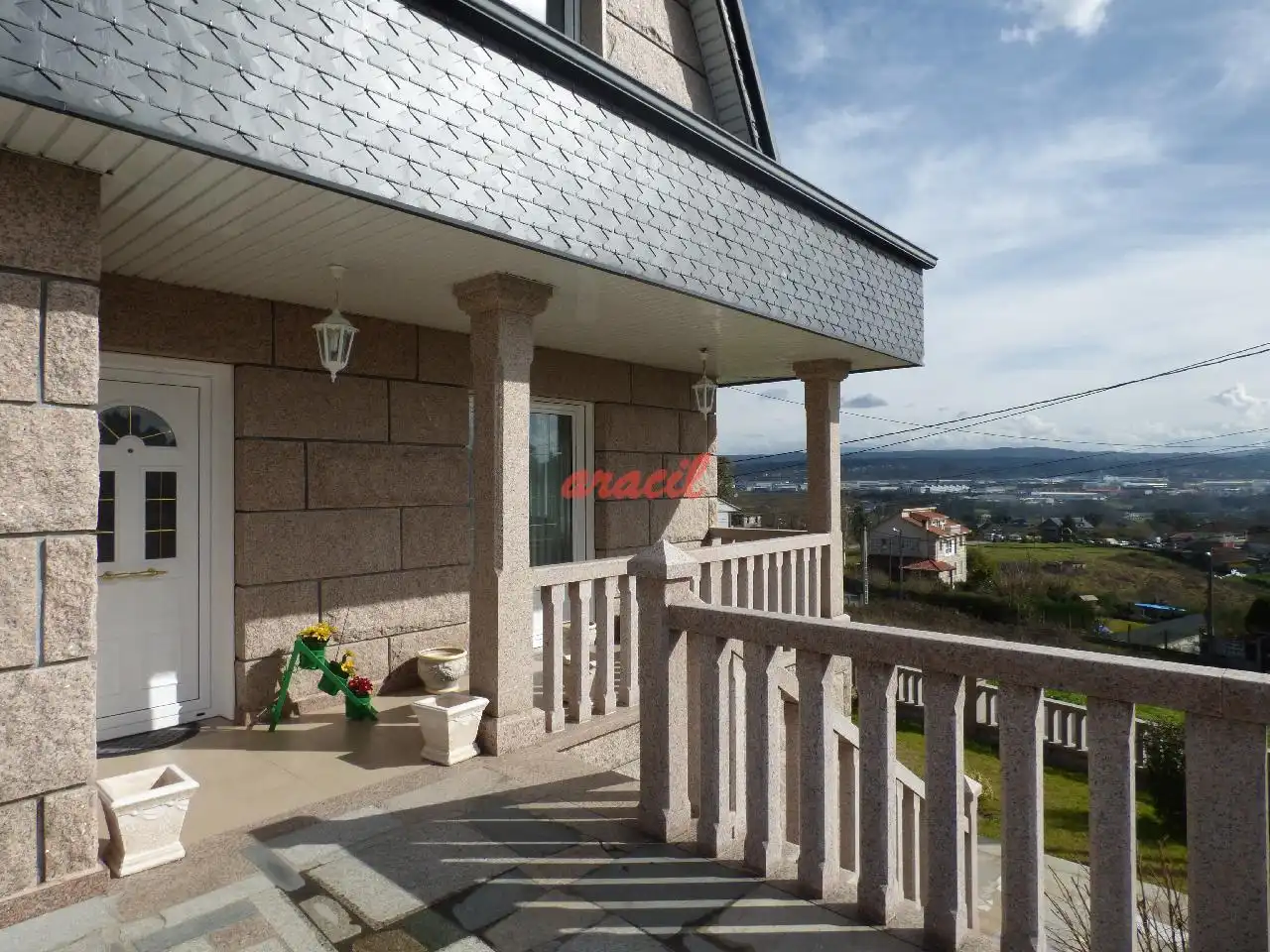 Vista exterior de Casa o xalet en venda en Ourense Capital  amb Calefacció, Jardí privat i Terrassa