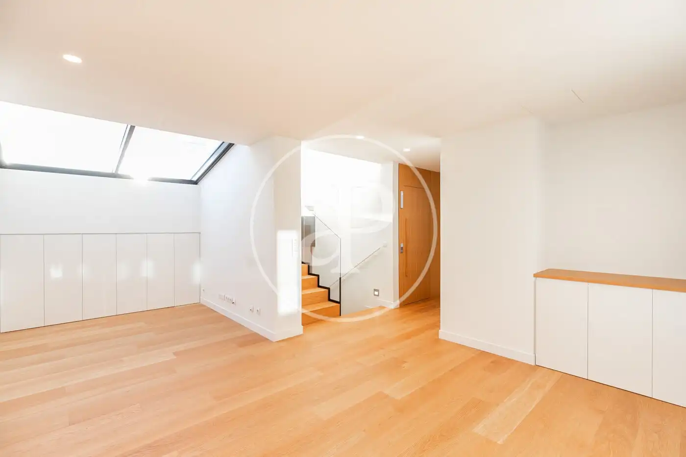 Flat for rent in Barcelona  with Air Conditioner, Heating and Private garden