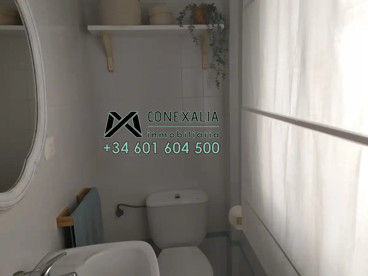 Bathroom of Houses for sale in Olvera  with Terrace and Balcony