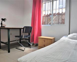 Bedroom of Flat to share in  Sevilla Capital  with Furnished, Washing machine and Balcony