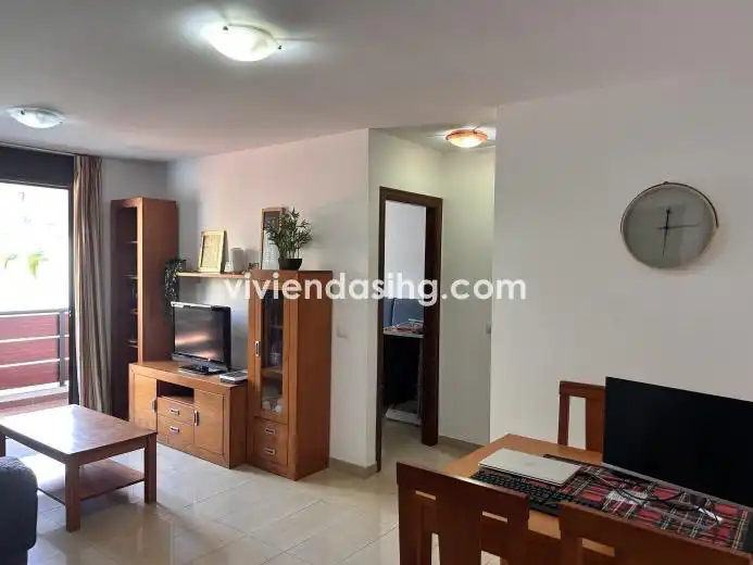 Wohnzimmer von Wohnung zur Miete in Puerto de la Cruz mit Möbliert, Waschmaschine und Mikrowelle